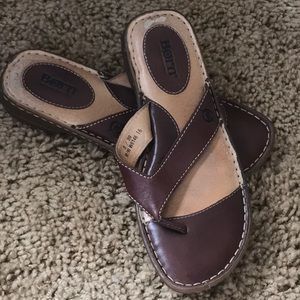 Born sandals